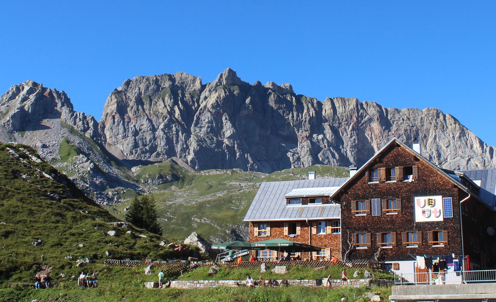 Freiburger Hütte mountain hut